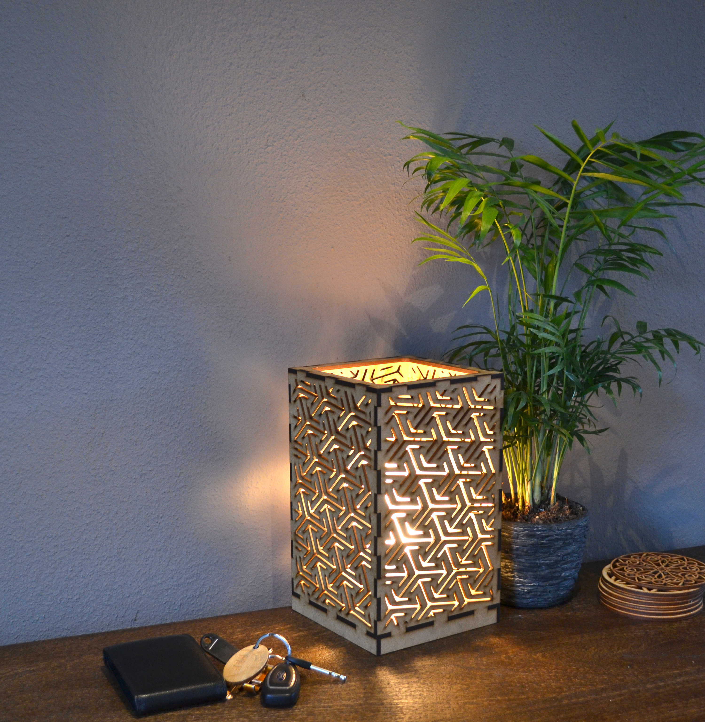Sweet Home Trends® Box Lamp Scatter Arrow Pattern